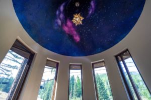 Snow Bear Chalets - Ponderosa Treehouse Turret With Night Sky Ceiling
