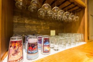 Glacier Bear Retreat Rec Room Bar Glassware