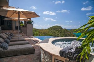 Villa Calypso Chaise Lounges And Hot Tub